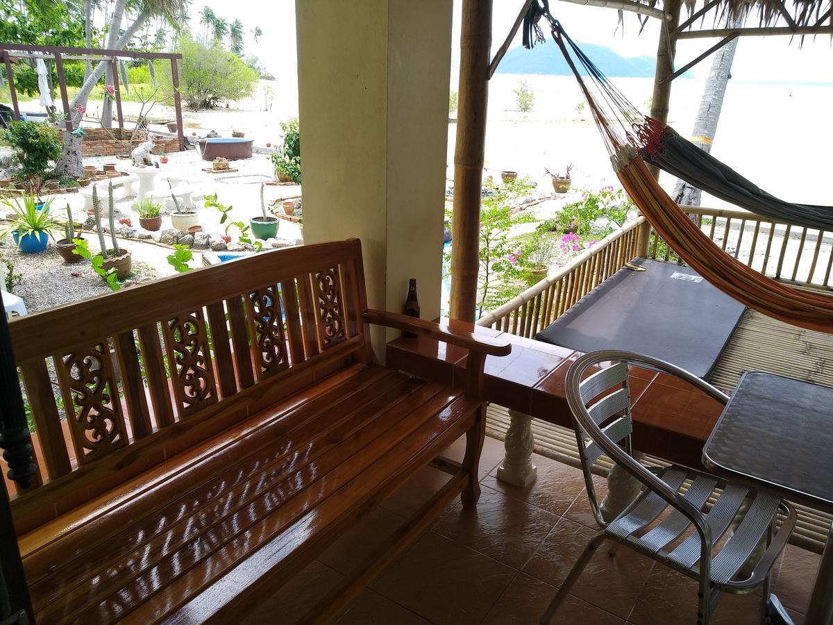 Right On The Beach House Villa Taling Ngam Beach Esterno foto